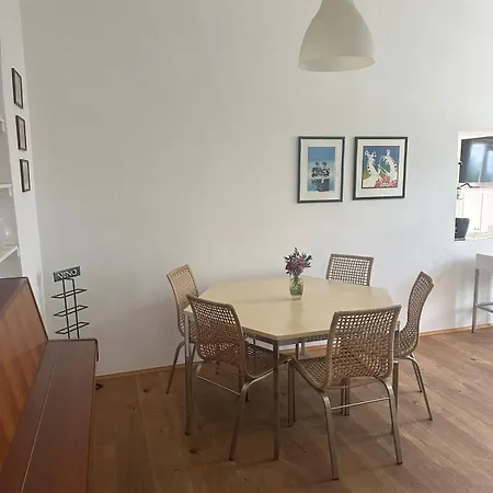 Bergkristall شقة *